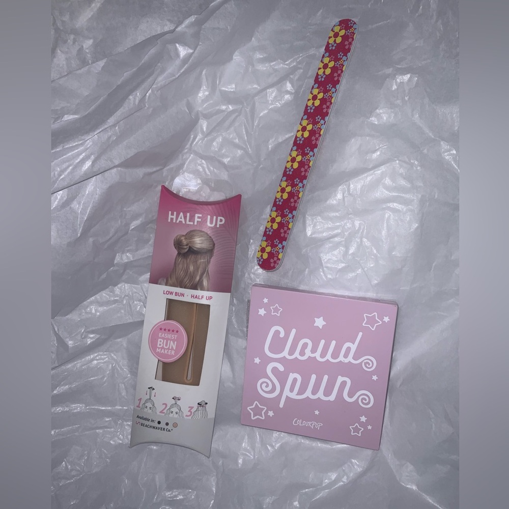 Pink Hair Bun Maker Set & Colourpop Pinks Cloud Spun Eyeshadow Palette